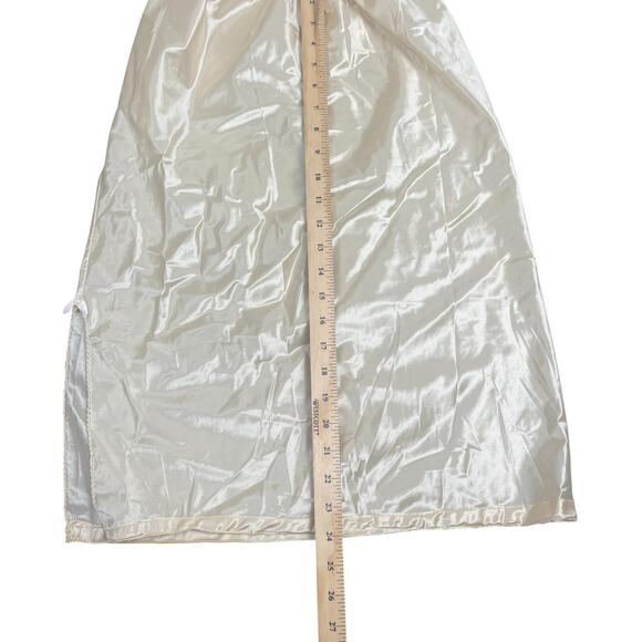 VTG 70s Beige Half Slip Sz S Side Slit Kayser 100% Nylon Tricot Satin USA Made - Picture 2 of 7